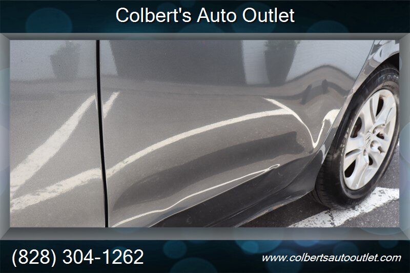 2010 Honda Accord LX-P - Photo 10 - Hickory, NC 28601