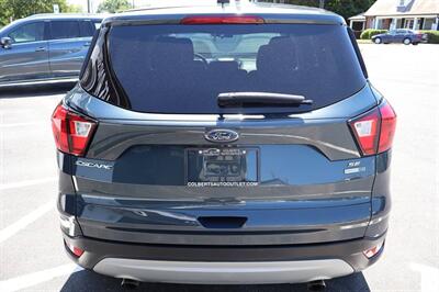 2019 Ford Escape SE AWD 4dr SUV   - Photo 8 - Hickory, NC 28601