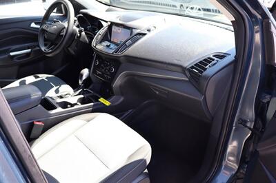 2019 Ford Escape SE AWD 4dr SUV   - Photo 18 - Hickory, NC 28601