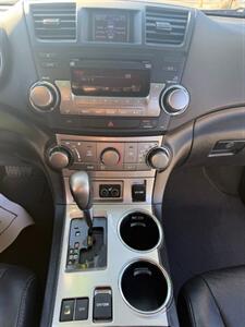 2012 Toyota Highlander SE   - Photo 26 - San Jose, CA 95112