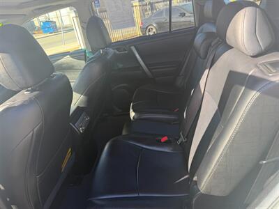 2012 Toyota Highlander SE   - Photo 15 - San Jose, CA 95112