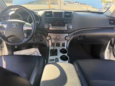 2012 Toyota Highlander SE   - Photo 27 - San Jose, CA 95112