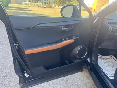 2019 Lexus NX 300   - Photo 13 - San Jose, CA 95112