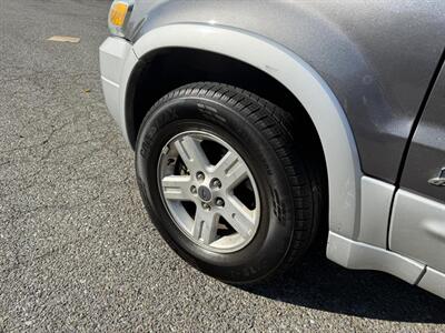 2006 Ford Escape Hybrid   - Photo 14 - San Jose, CA 95112
