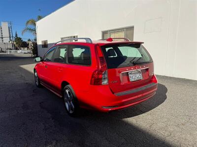 2010 Volvo V50 T5 R-Design   - Photo 4 - San Jose, CA 95112
