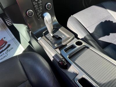 2010 Volvo V50 T5 R-Design   - Photo 11 - San Jose, CA 95112