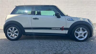 2010 MINI Cooper S S   - Photo 2 - San Jose, CA 95112