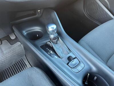 2018 Toyota C-HR XLE - Photo 11 - San Jose, CA 95112