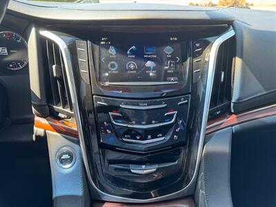 2017 Cadillac Escalade ESV Luxury   - Photo 10 - San Jose, CA 95112