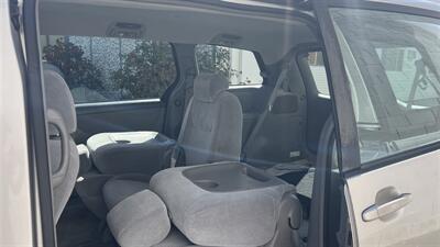 2006 Toyota Sienna CE 7 Passenger   - Photo 10 - San Jose, CA 95112