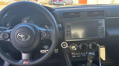 2025 Toyota GR86 Premium   - Photo 10 - San Jose, CA 95112