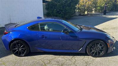 2025 Toyota GR86 Premium   - Photo 2 - San Jose, CA 95112