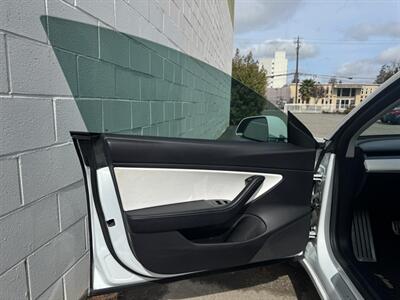 2019 Tesla Model 3 Long Range   - Photo 13 - San Jose, CA 95112