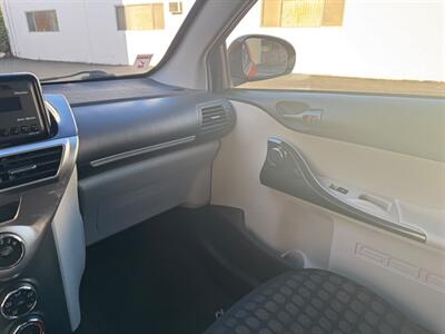 2012 Scion iQ   - Photo 14 - San Jose, CA 95112