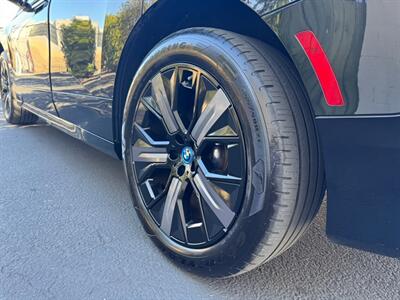 2024 BMW iX xDrive50   - Photo 32 - San Jose, CA 95112