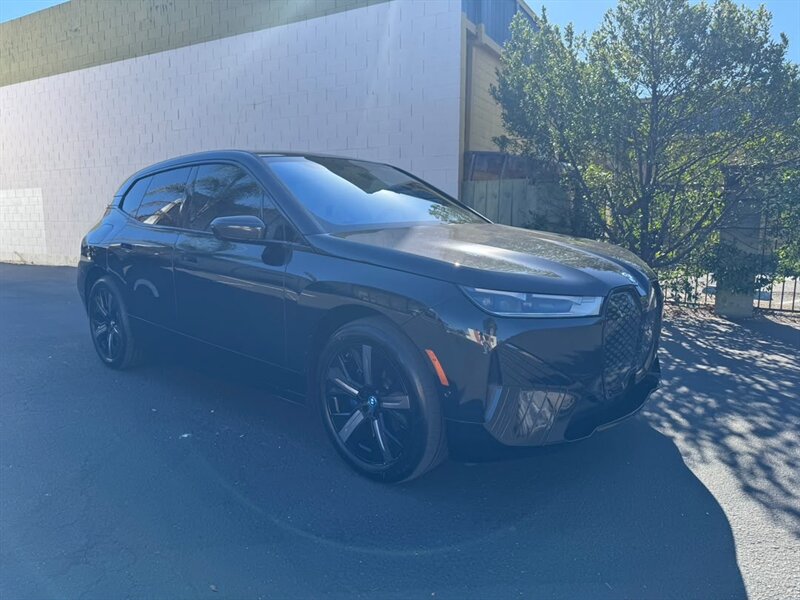2024 BMW iX