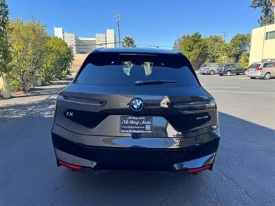 2024 BMW iX xDrive50   - Photo 7 - San Jose, CA 95112