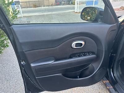 2014 Kia Soul   - Photo 8 - San Jose, CA 95112