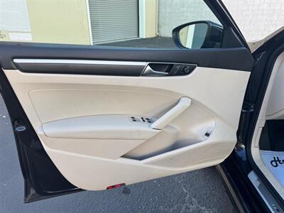 2017 Volkswagen Passat 1.8T R-Line   - Photo 8 - San Jose, CA 95112