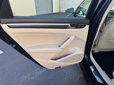 2017 Volkswagen Passat 1.8T R-Line   - Photo 15 - San Jose, CA 95112