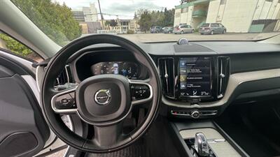 2018 Volvo XC60 T8 eAWD Inscription   - Photo 17 - San Jose, CA 95112