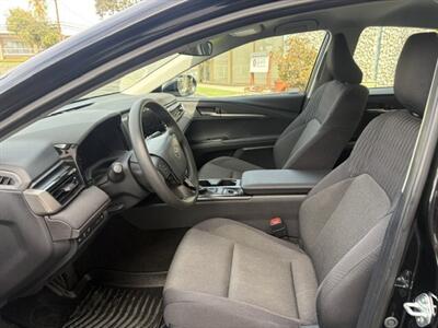 2025 Toyota Camry LE   - Photo 8 - San Jose, CA 95112