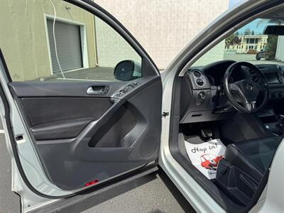 2014 Volkswagen Tiguan SE 4Motion   - Photo 8 - San Jose, CA 95112