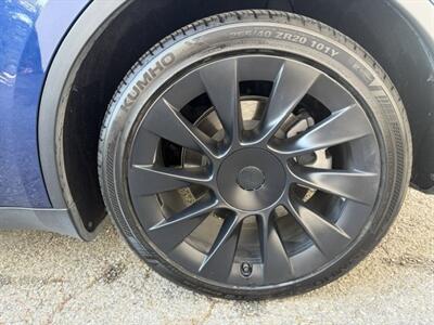 2021 Tesla Model Y Long Range   - Photo 17 - San Jose, CA 95112
