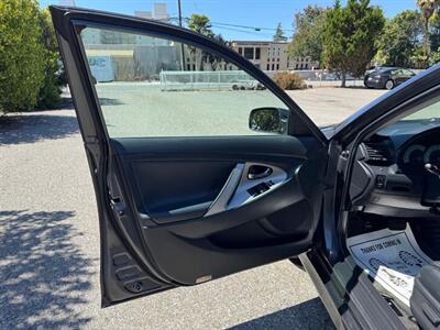 2009 Toyota Camry SE V6   - Photo 8 - San Jose, CA 95112