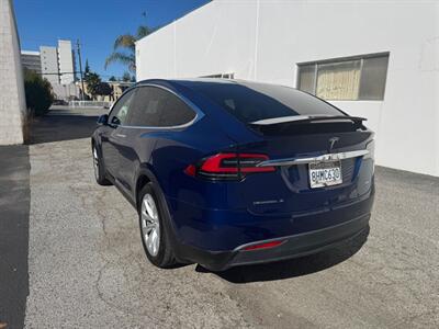 2018 Tesla Model X 100D   - Photo 5 - San Jose, CA 95112