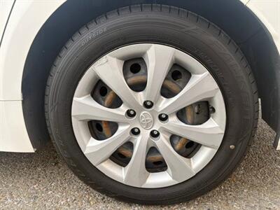 2020 Toyota Corolla LE   - Photo 19 - San Jose, CA 95112