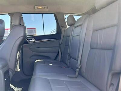 2012 Jeep Grand Cherokee Laredo   - Photo 3 - Mesa, AZ 85201