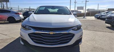 2020 Chevrolet Malibu LT   - Photo 2 - Mesa, AZ 85201