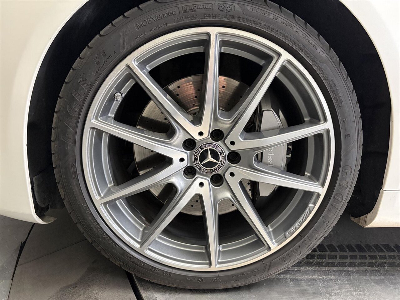 2019 Mercedes-Benz S 560  AMG Sport Package / Premium Package - Photo 16 - Victorville, CA 92392