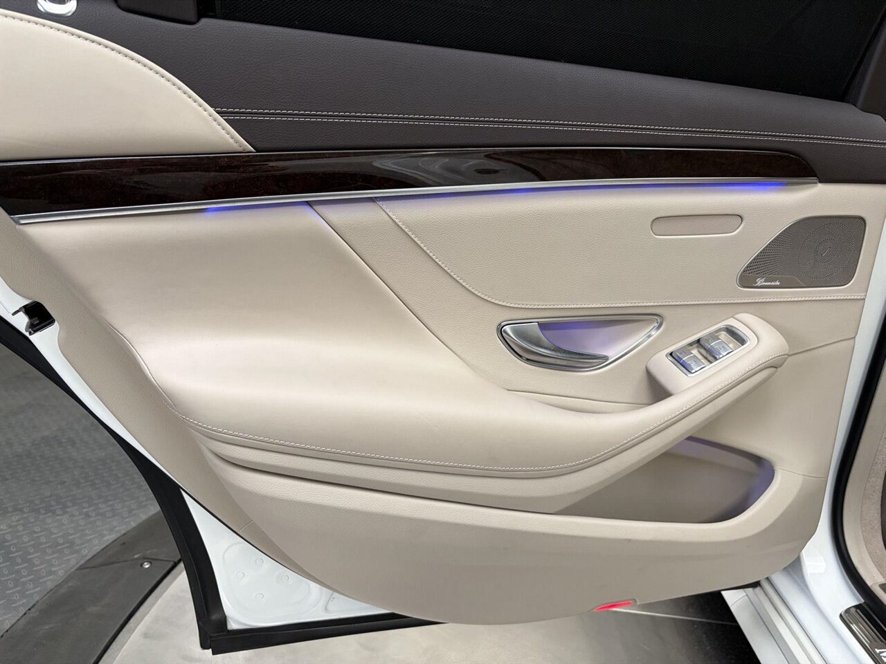 2019 Mercedes-Benz S 560  AMG Sport Package / Premium Package - Photo 28 - Victorville, CA 92392
