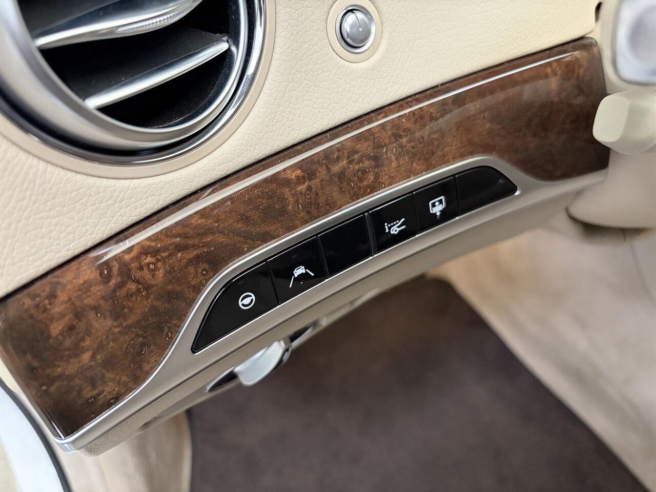 2019 Mercedes-Benz S 560  AMG Sport Package / Premium Package - Photo 21 - Victorville, CA 92392