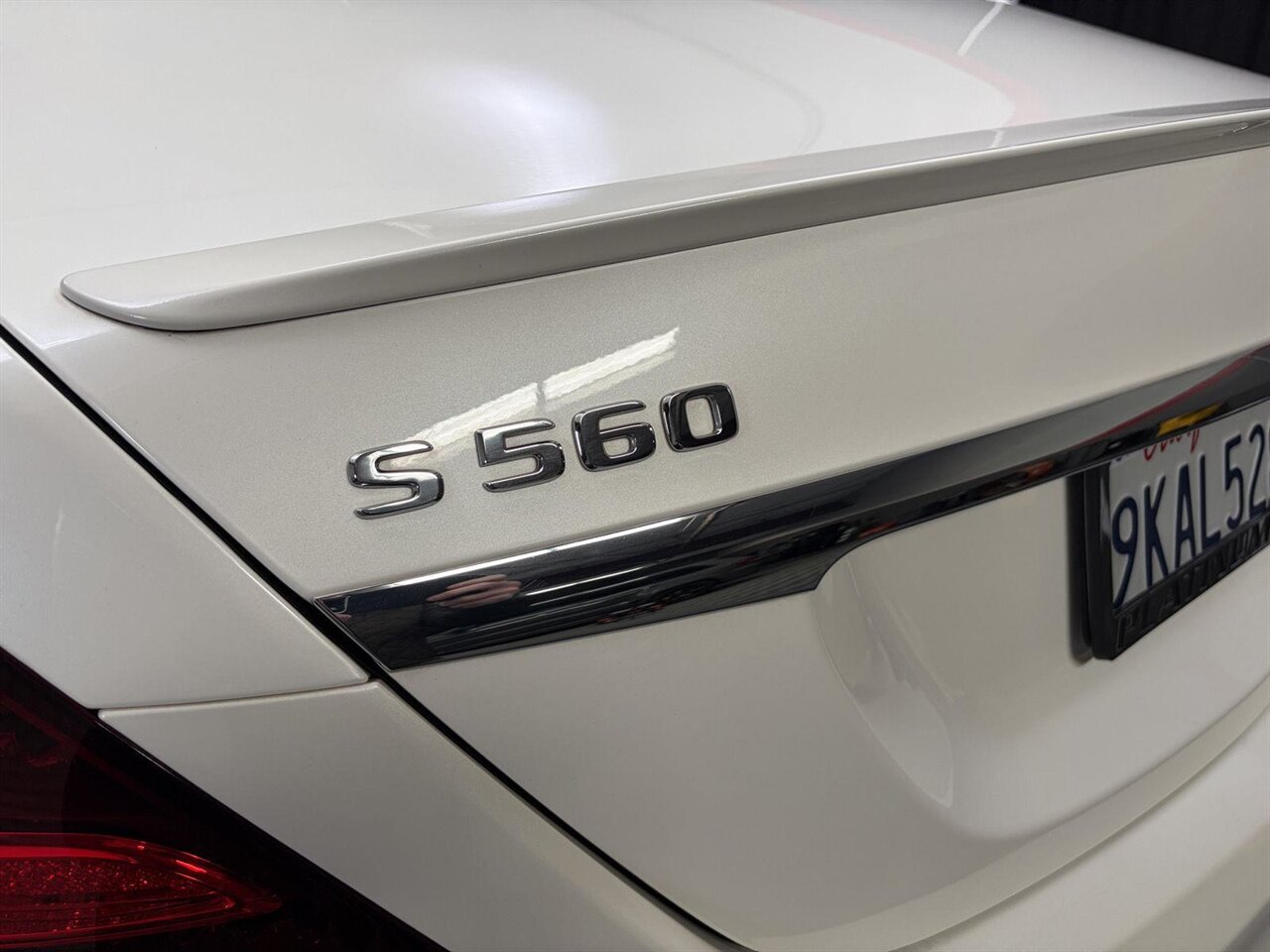 2019 Mercedes-Benz S 560  AMG Sport Package / Premium Package - Photo 14 - Victorville, CA 92392