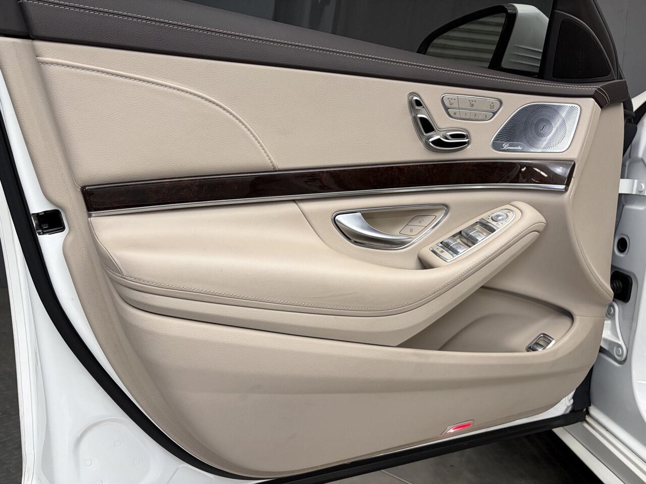 2019 Mercedes-Benz S 560  AMG Sport Package / Premium Package - Photo 19 - Victorville, CA 92392