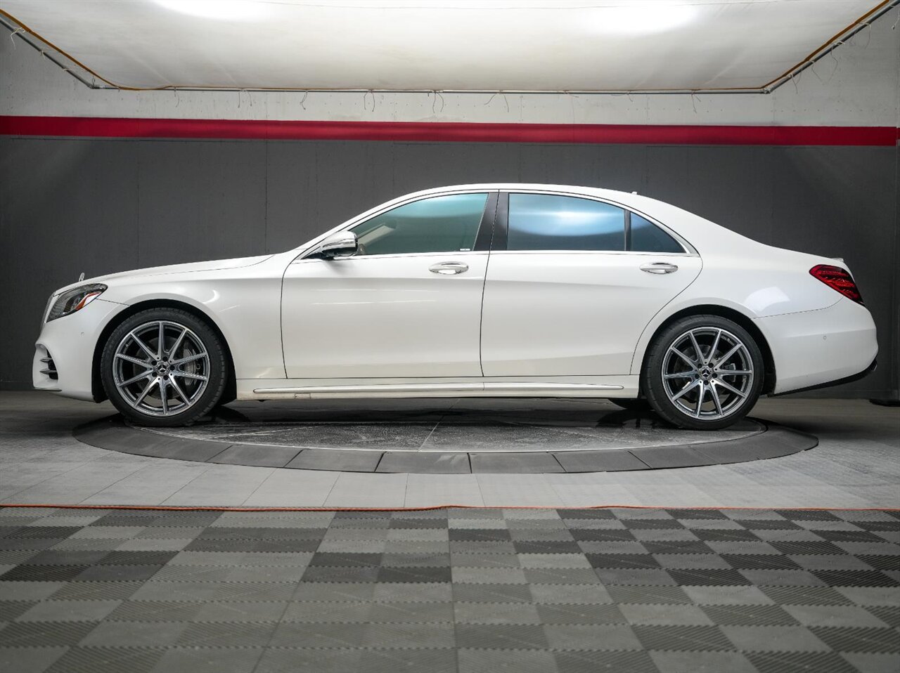 2019 Mercedes-Benz S 560  AMG Sport Package / Premium Package - Photo 9 - Victorville, CA 92392