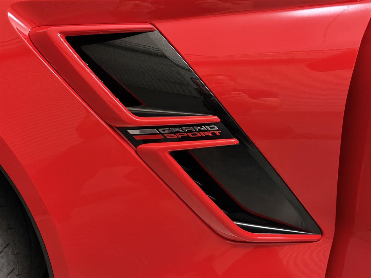 2019 Chevrolet Corvette Grand Sport   - Photo 12 - Victorville, CA 92392