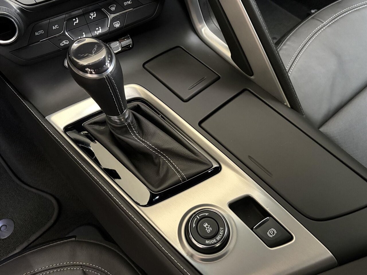 2019 Chevrolet Corvette Grand Sport   - Photo 27 - Victorville, CA 92392