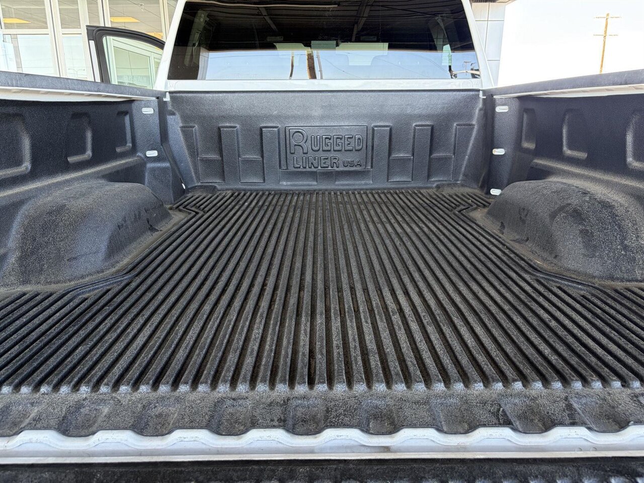 2025 Chevrolet Silverado 2500HD LT  Level Kit - KMC Wheels - Nitto Tires - Photo 22 - Victorville, CA 92392