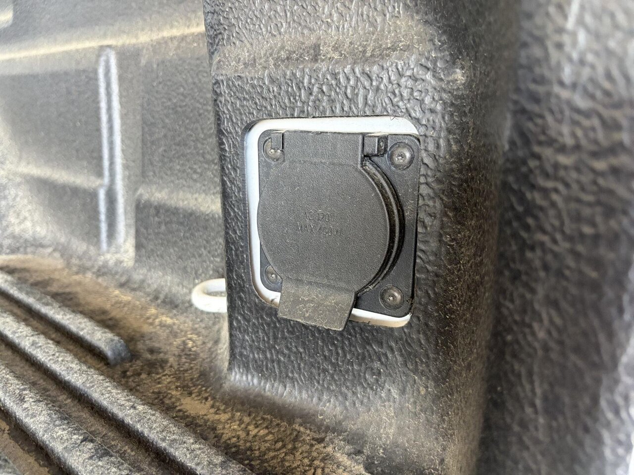 2025 Chevrolet Silverado 2500HD LT  Level Kit - KMC Wheels - Nitto Tires - Photo 23 - Victorville, CA 92392