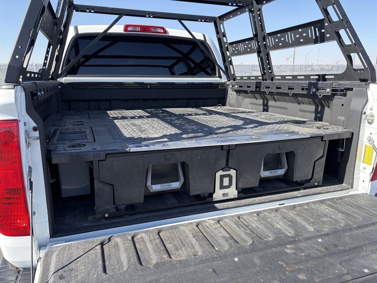 2019 Toyota Tundra SR5 - Photo 12 - Victorville, CA 92392