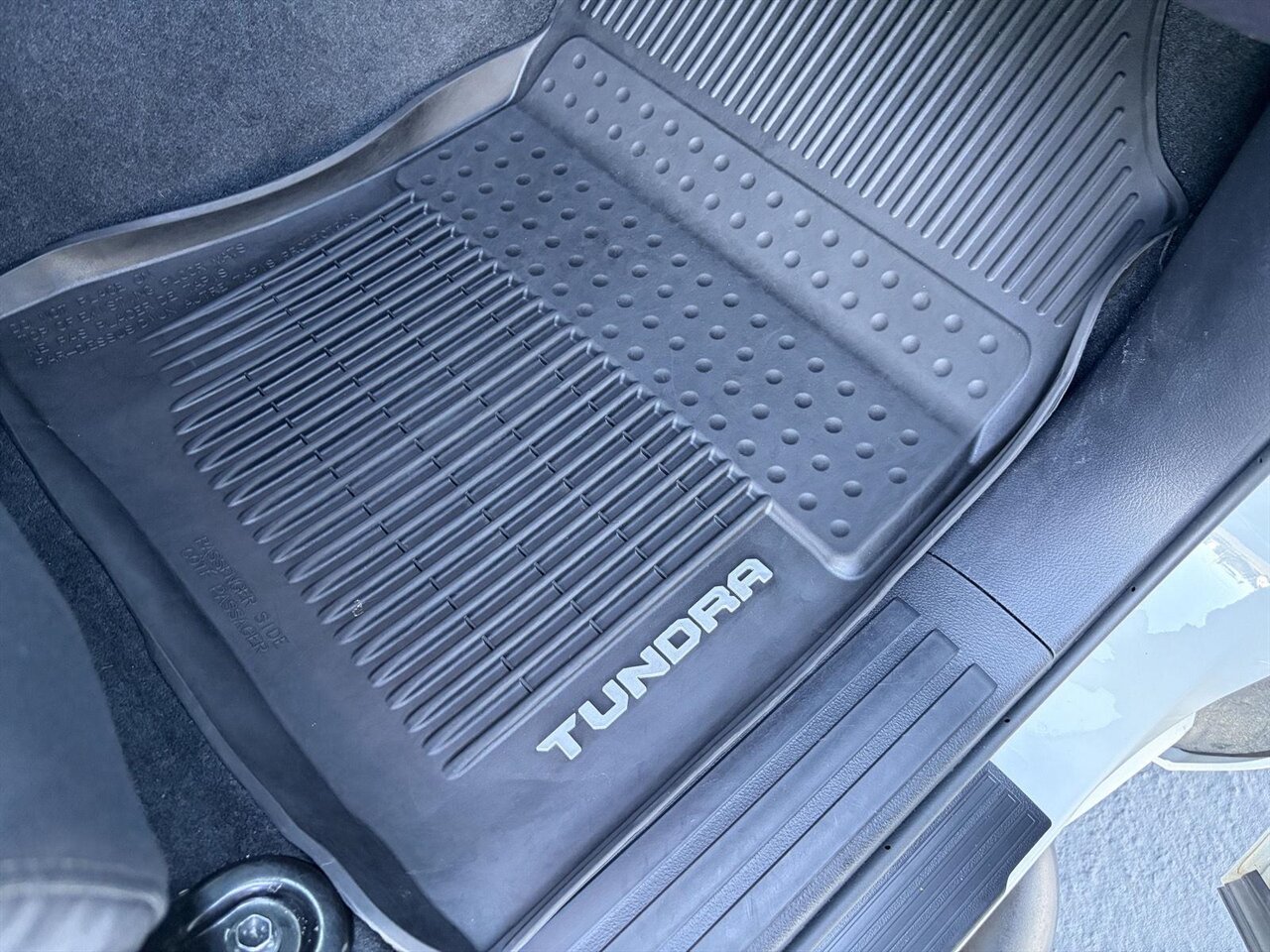 2019 Toyota Tundra SR5 - Photo 29 - Victorville, CA 92392