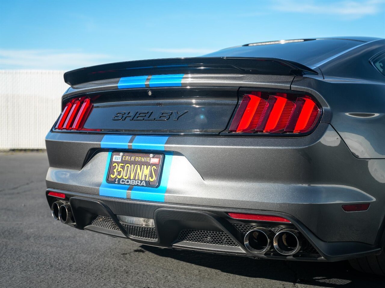 2016 Ford Mustang Shelby GT350   - Photo 31 - Victorville, CA 92392