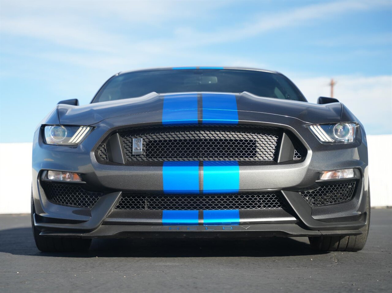 2016 Ford Mustang Shelby GT350   - Photo 29 - Victorville, CA 92392