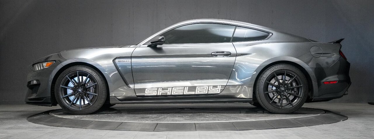 2016 Ford Mustang Shelby GT350   - Photo 7 - Victorville, CA 92392