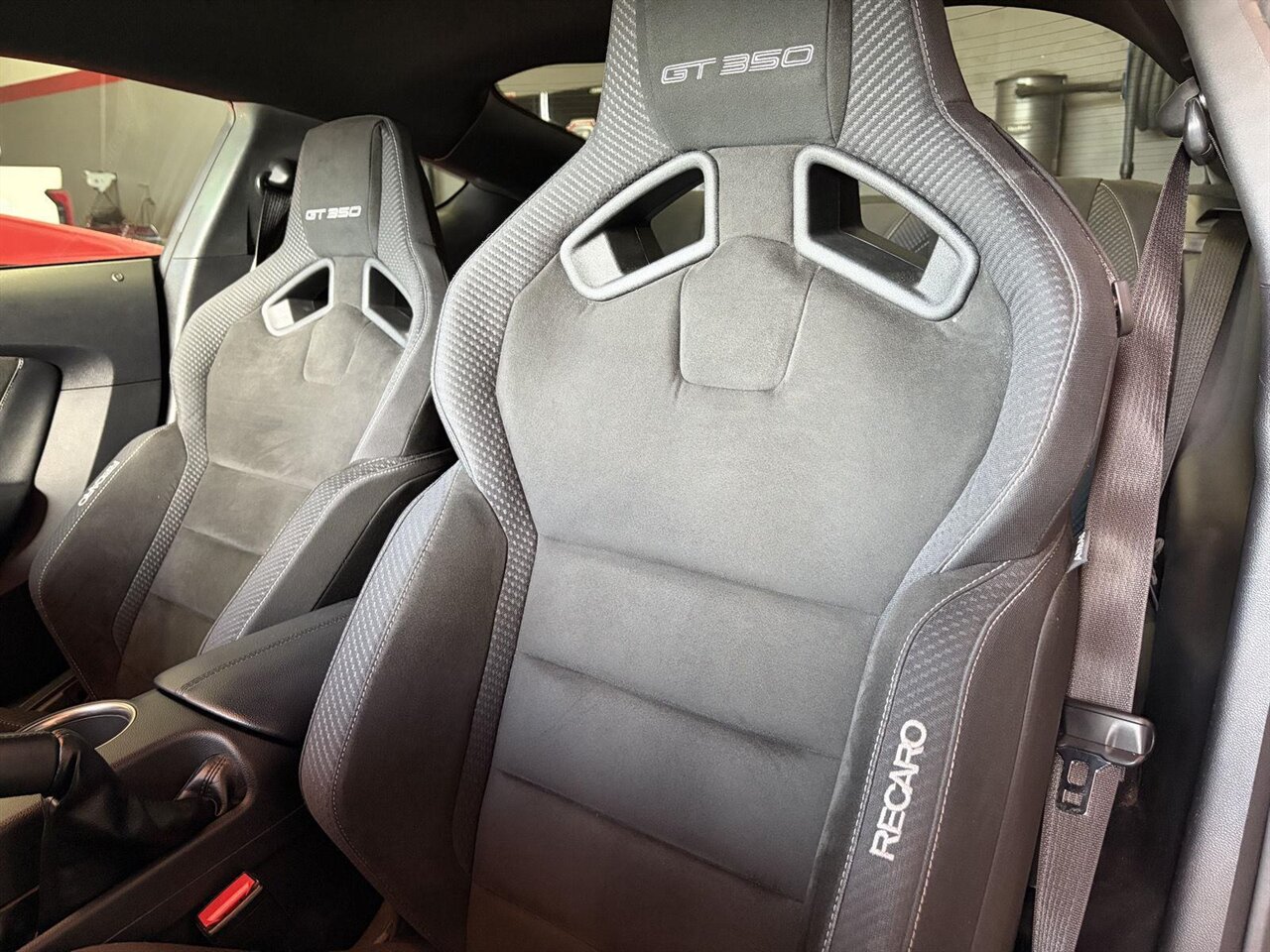 2016 Ford Mustang Shelby GT350   - Photo 15 - Victorville, CA 92392