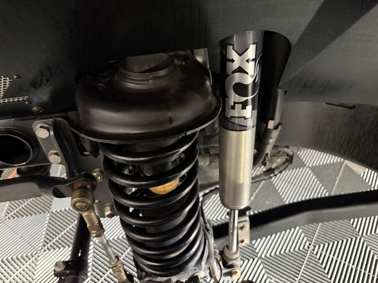 2019 Jeep Wrangler Unlimited Rubicon  Fully Customized Must See!!! - Photo 11 - Victorville, CA 92392